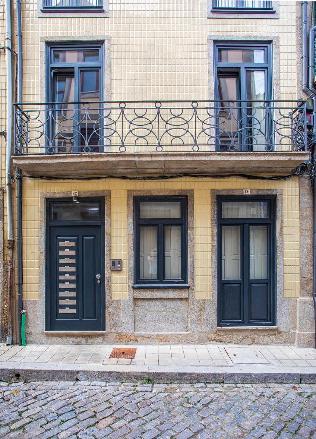 Orm - Martires & Pinheiro Apartments ポルト エクステリア 写真